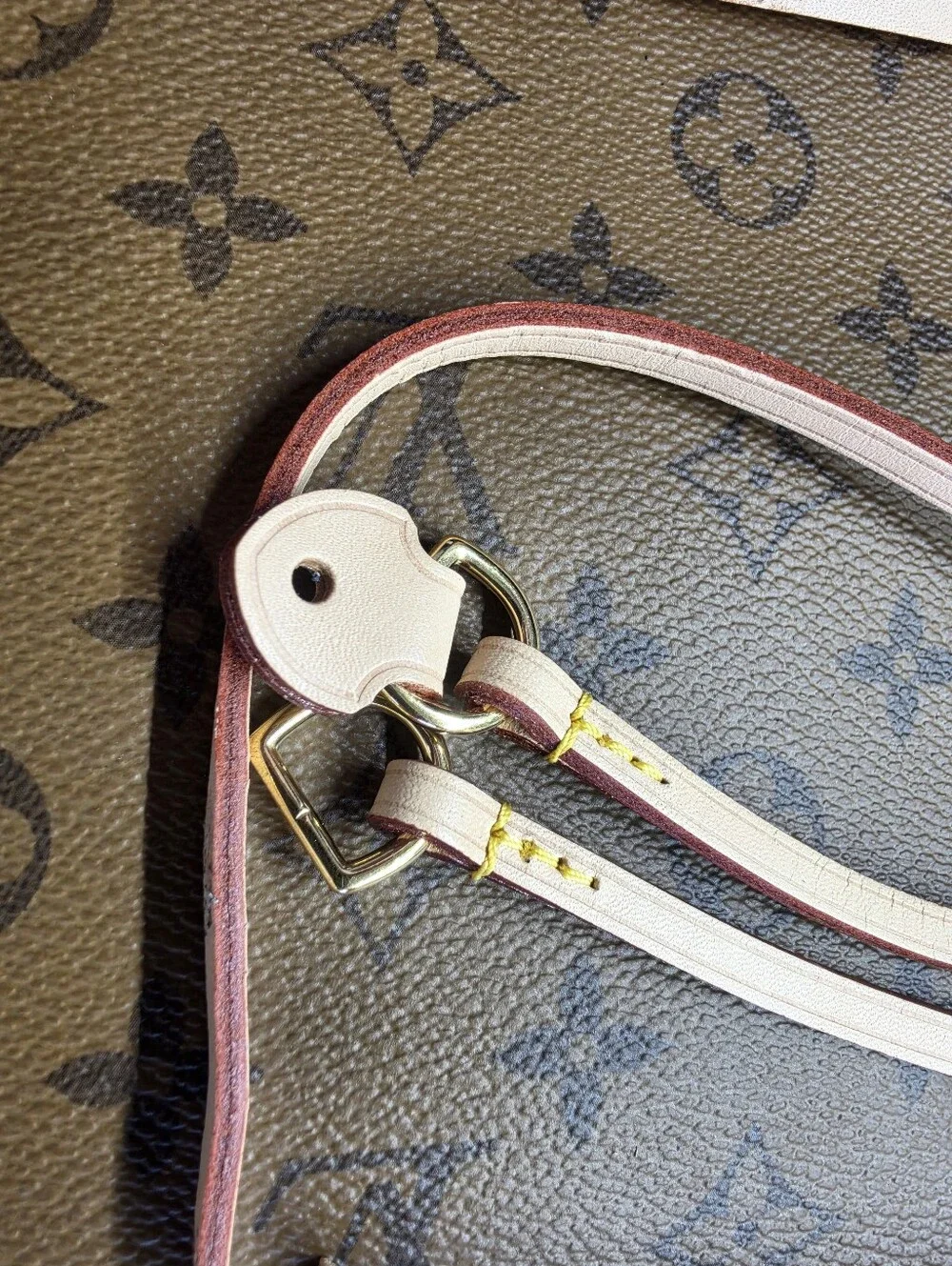 Louis Vuitton Luxury Leather Bag Straps and Side Laces - Cream with Red Edge